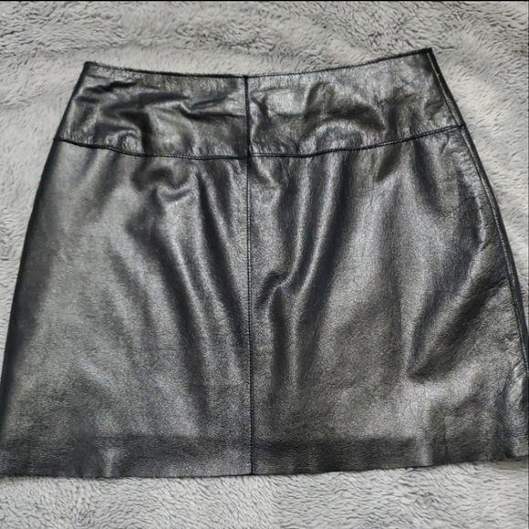 Wilsons Leather Dresses & Skirts - Wilsons black leather mini skirt size 8